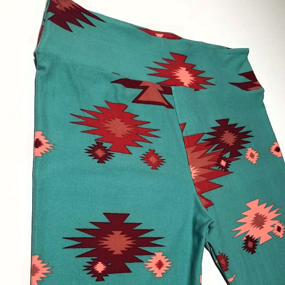 NWOT LuLaRoe Tall & Curvy